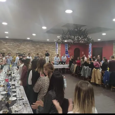 מלון Castillo De Luna